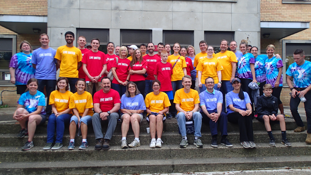 Bridgestone Akron, Ohio employees volunteering