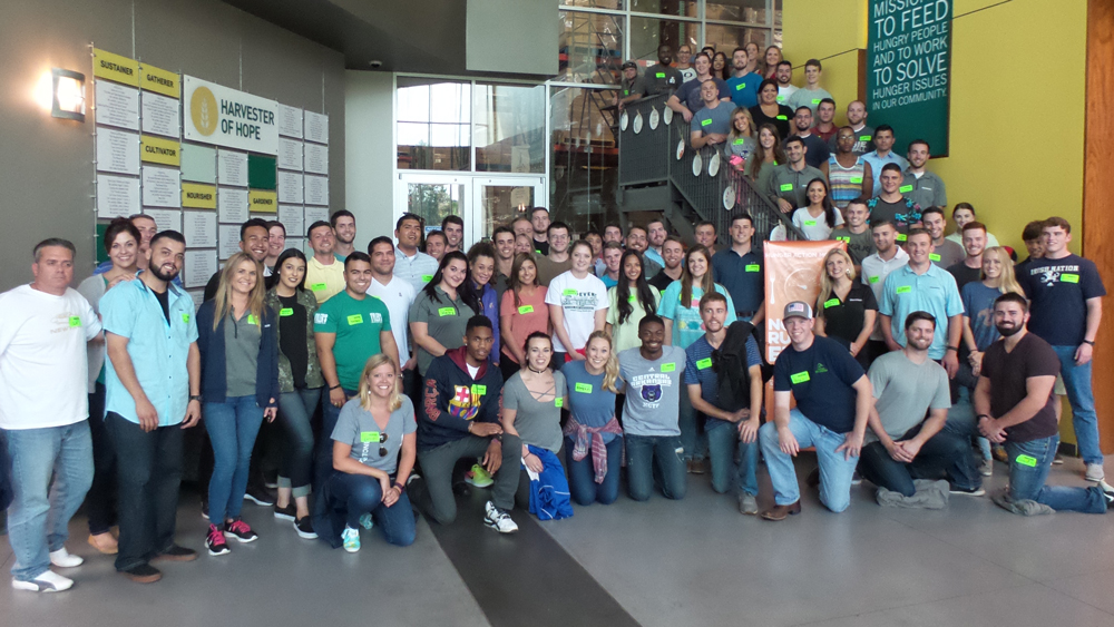 BSRO Interns Volunteer at Second Harvest