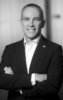 Paolo Ferrari, CEO & president, Bridgestone Americas headshot