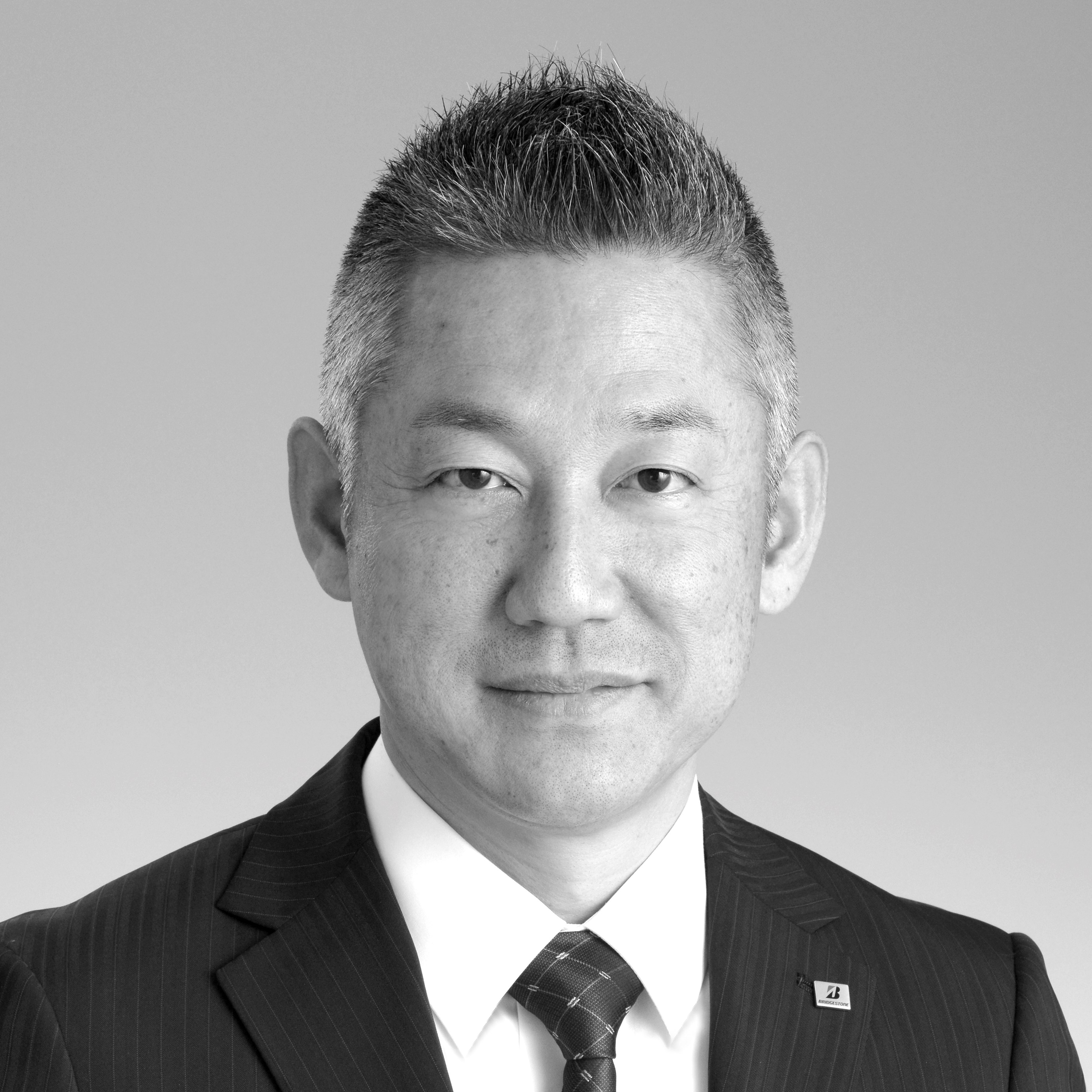 Tomohiro Kusano headshot