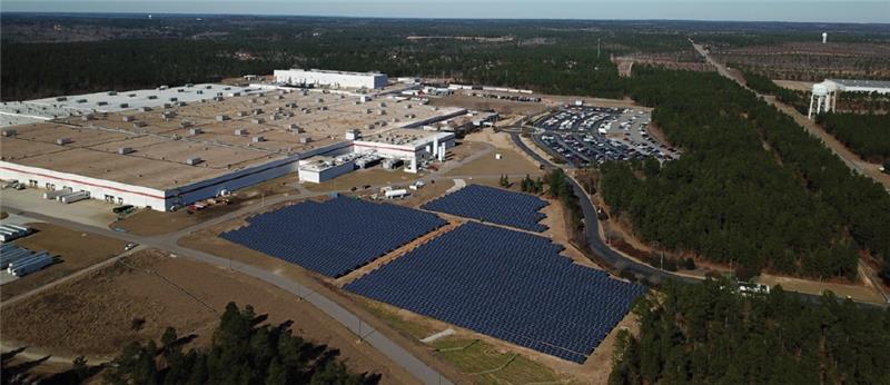 The new on-site installation includes approximately 8 acres of solar panels that generate enough electricity to power over 200 homes annually, while also reducing 1,400 metric tons of CO2 emissions each year.