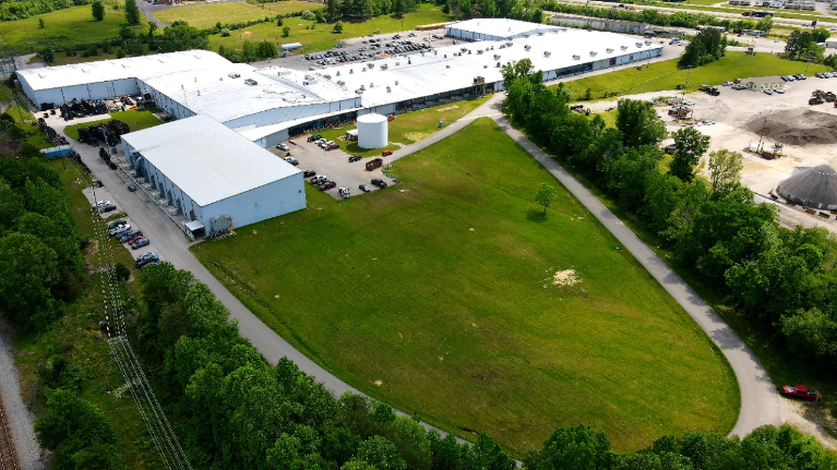 Exterior photo of Williamsburg, Kentucky Firestone Industrial Products Plant