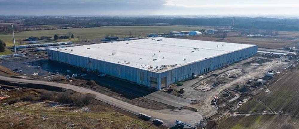 Exterior Distribution Center Canada