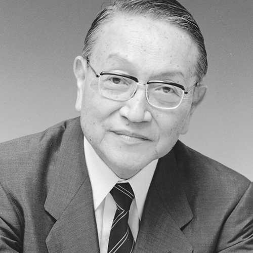 KANICHIRO ISHIBASHI, PRÉSIDENT DE BRIDGESTONE DEPUIS 1961