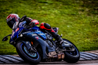 Bridgestone BATTLAX HYPERSPORT S23 tire equipped on a Yamaha Champions Riding School Bike.