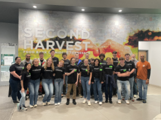 Bridgestone interns volunteer with nonprofit Second Harvest.