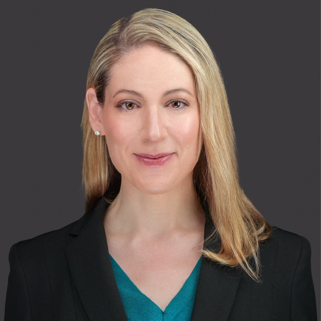 Sara Correa's headshot